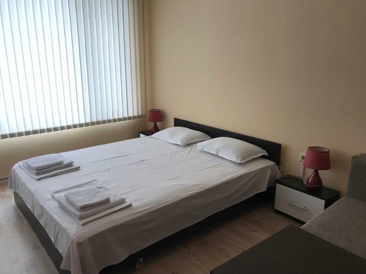 Golden Sun Apartment Pomorie Ngoại thất bức ảnh