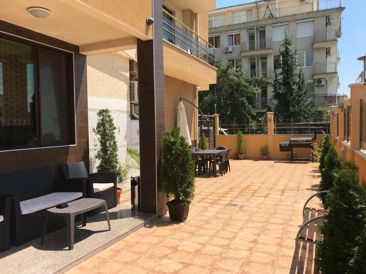 Golden Sun Apartment Pomorie Ngoại thất bức ảnh